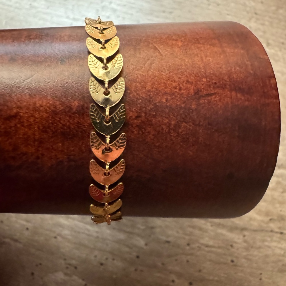 Elegant Gold Leaf Bracelet